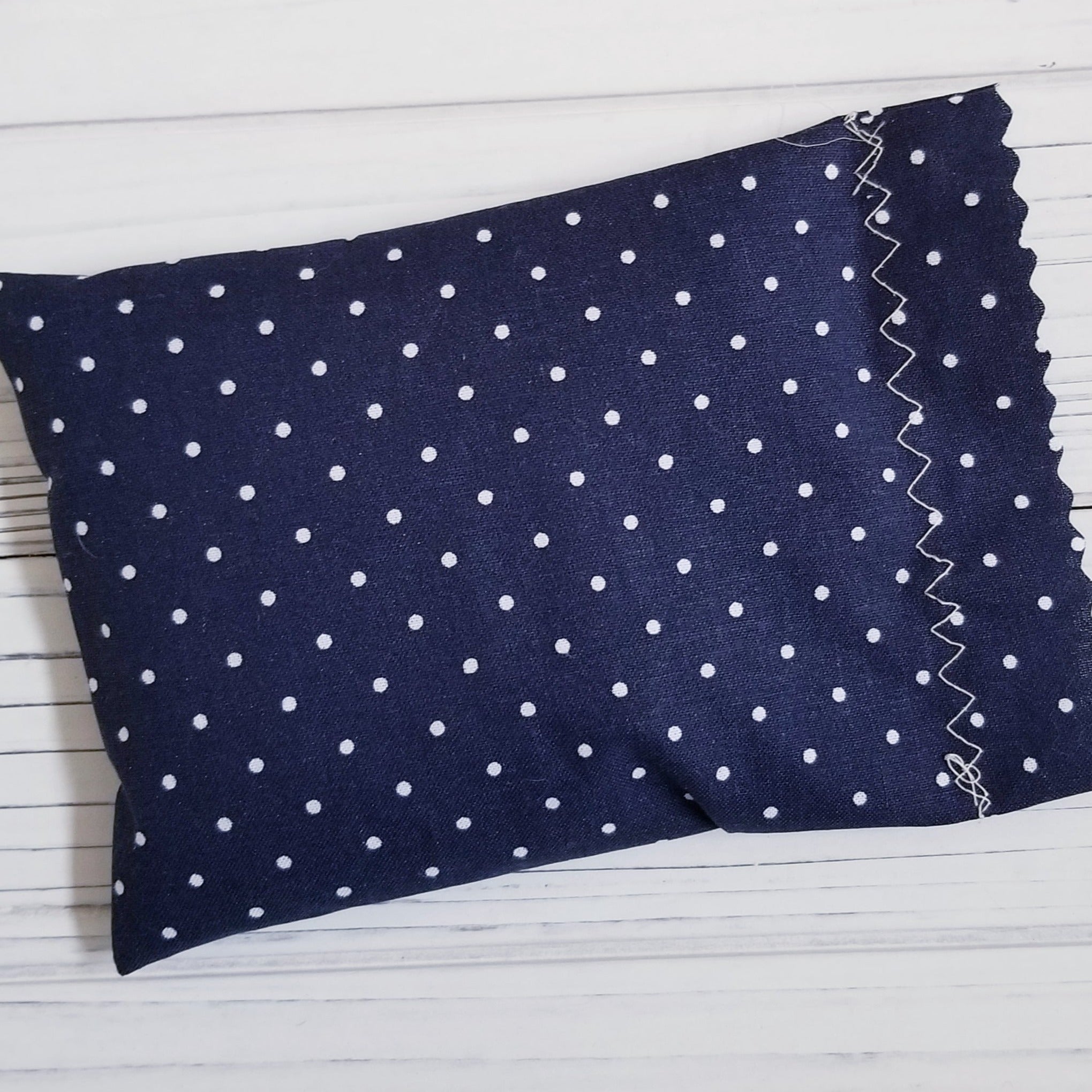 herbal dream pillow navy blue with white dots
