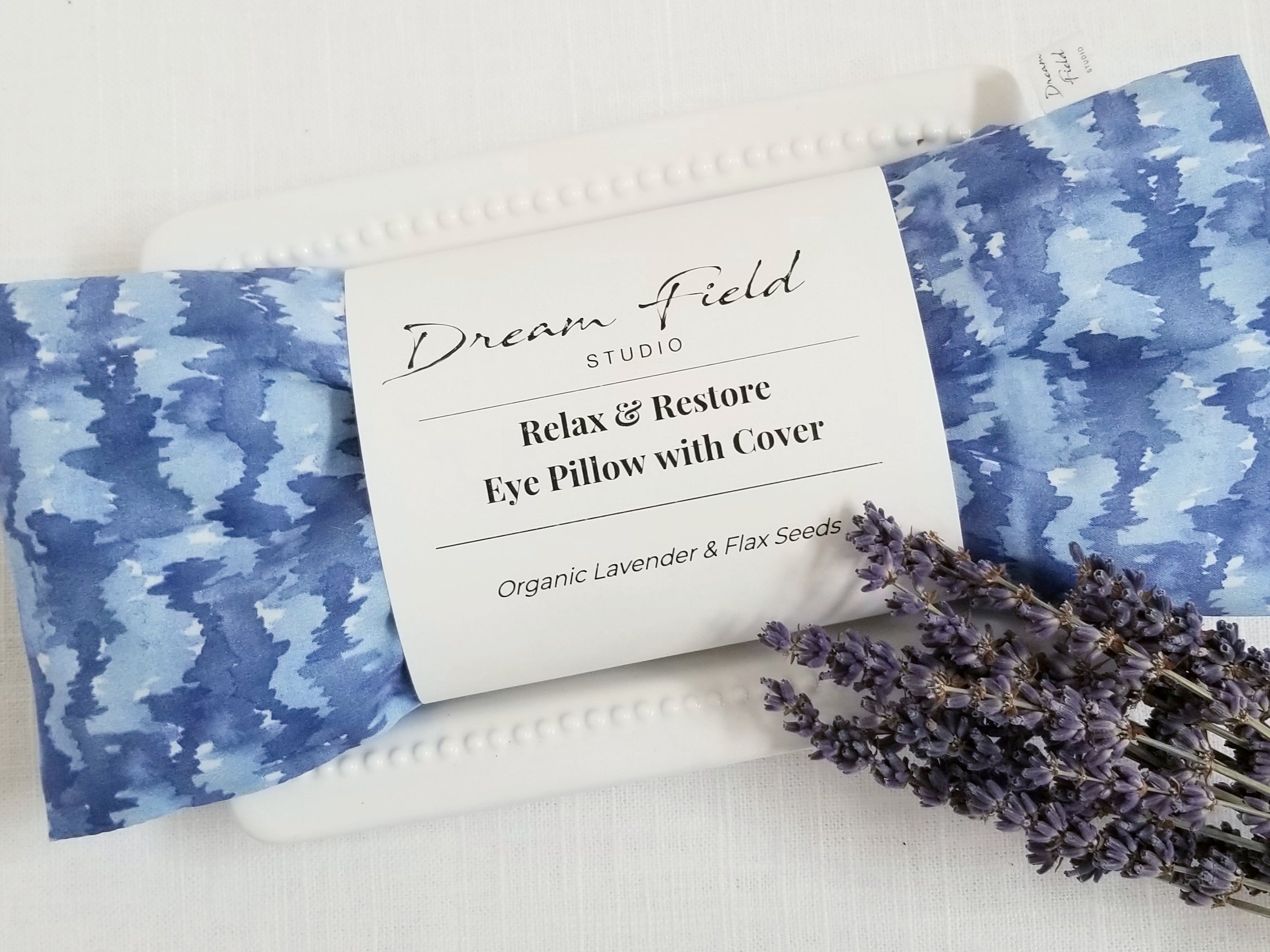 organic cotton eye pillow with bunch of dried lavender